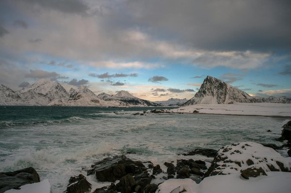 Comment organiser une croisière pour explorer les fjords en Norvège?